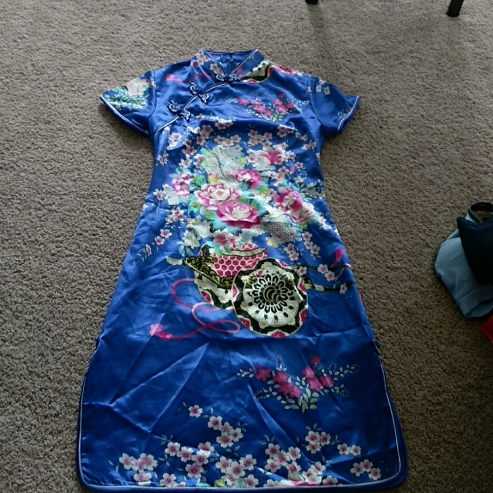 100% silk Japanese dress